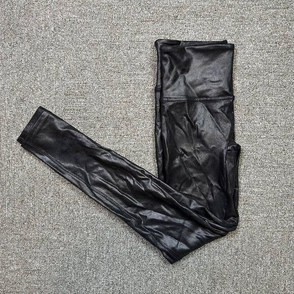 Spanx Faux Leather Leggings in Size Medium Black / Moto Biker Style - Picture 1 of 4